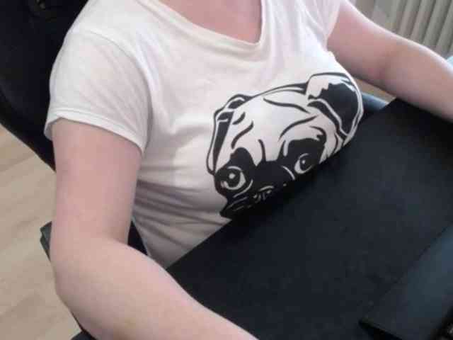 Celina-Rose webcam