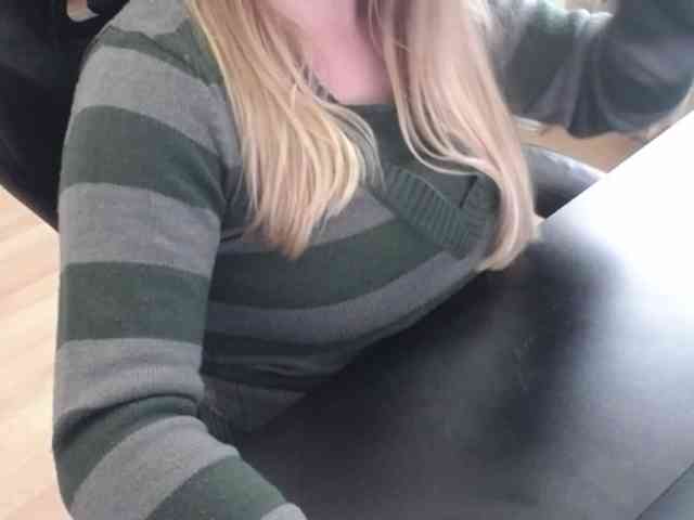 Celina-Rose webcam