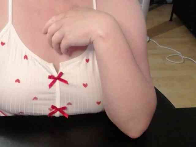 Celina-Rose webcam