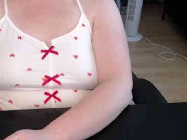 Celina-Rose webcam
