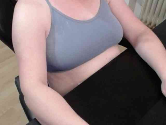 Celina-Rose webcam