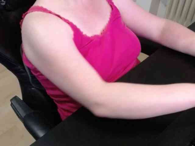 Celina-Rose webcam