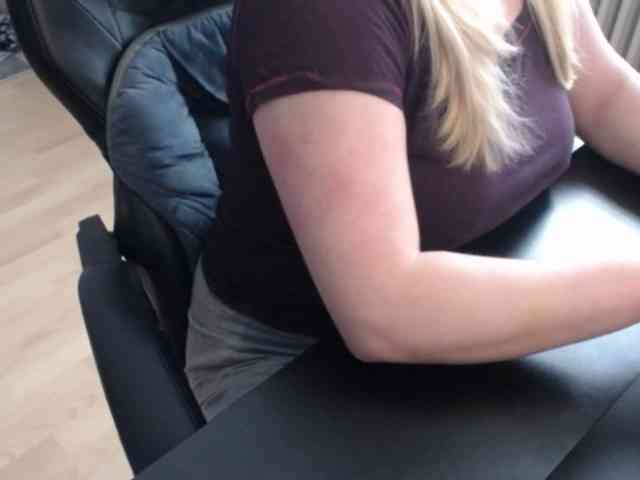 Celina-Rose webcam