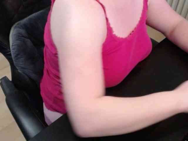 Celina-Rose webcam