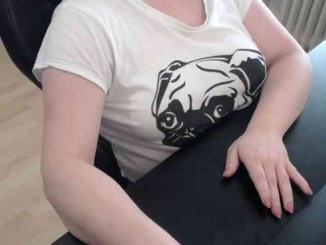 Celina-Rose webcam