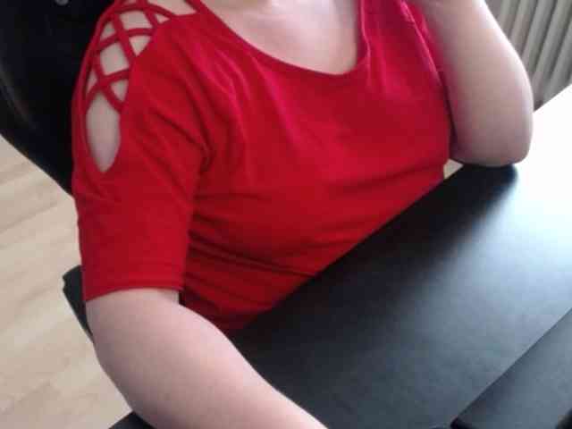 Celina-Rose webcam