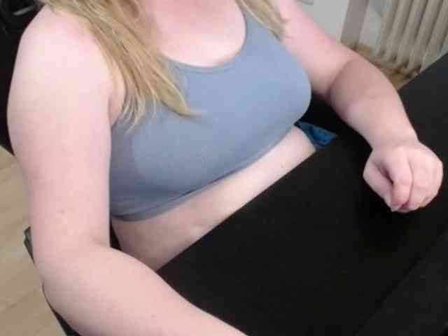 Celina-Rose webcam