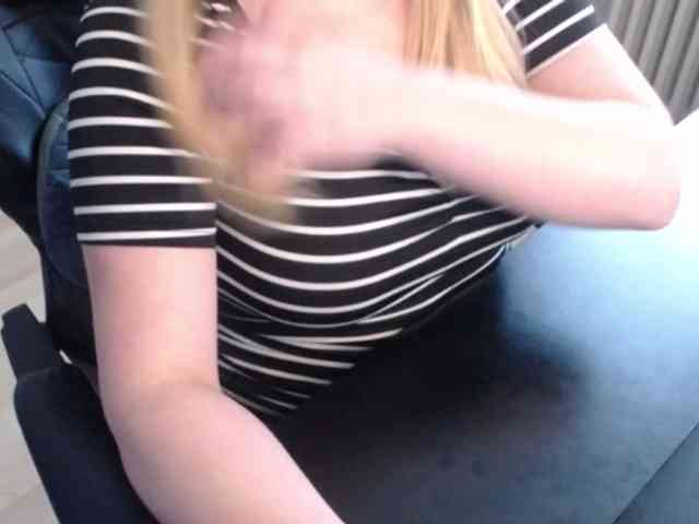Celina-Rose webcam