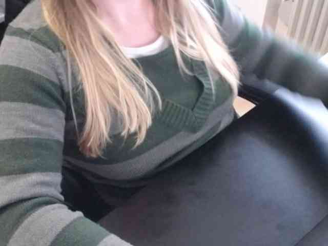 Celina-Rose webcam