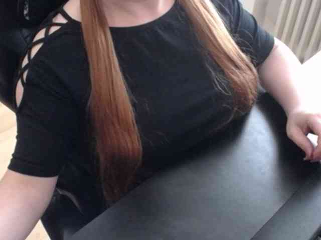 Celina-Rose webcam