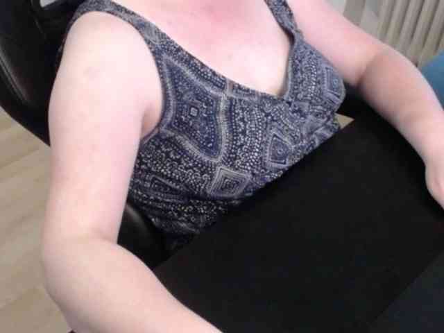 Celina-Rose webcam
