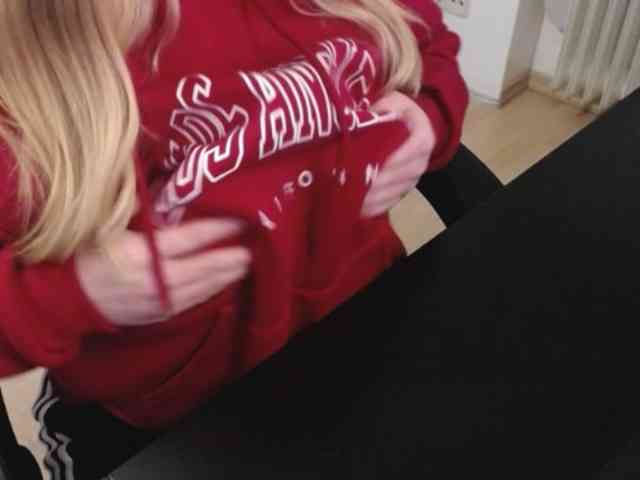 Celina-Rose webcam