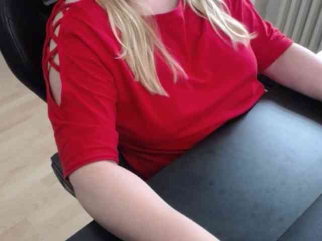 Celina-Rose webcam