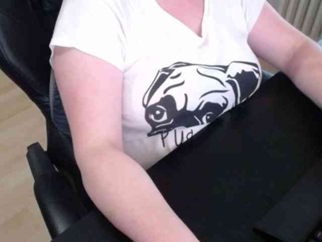 Celina-Rose webcam