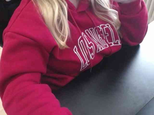 Celina-Rose webcam