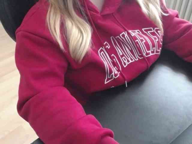 Celina-Rose webcam