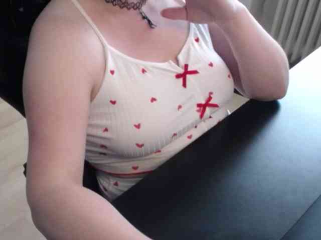 Celina-Rose webcam