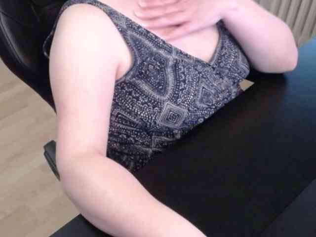 Celina-Rose webcam