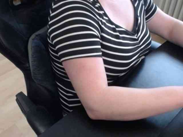 Celina-Rose webcam