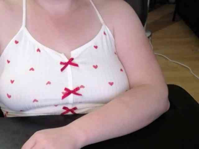 Celina-Rose webcam