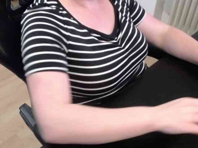 Celina-Rose webcam