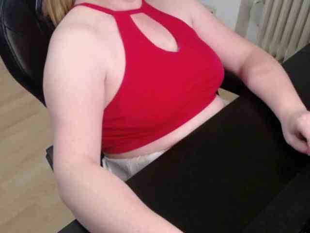 Celina-Rose webcam
