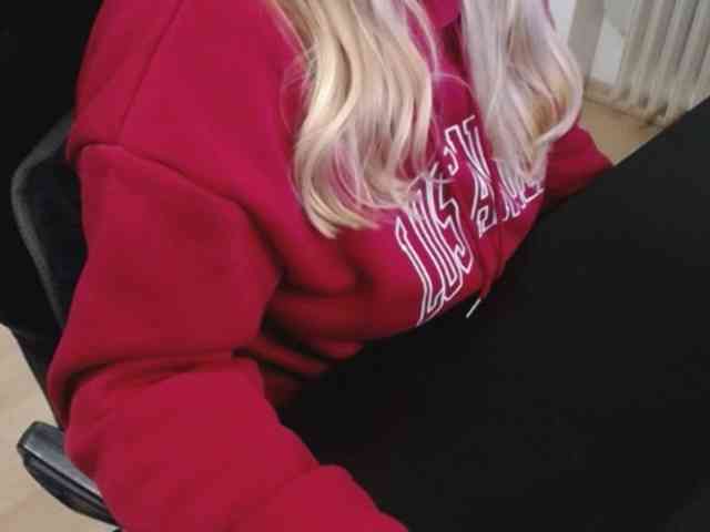 Celina-Rose webcam