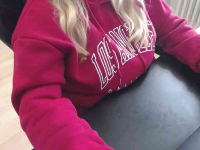 Celina-Rose webcam