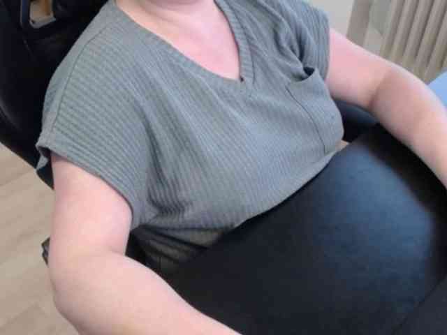 Celina-Rose webcam
