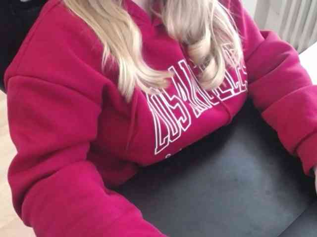 Celina-Rose webcam
