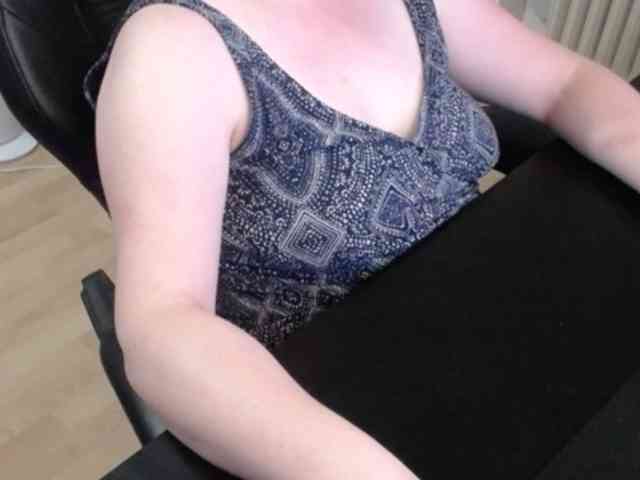 Celina-Rose webcam