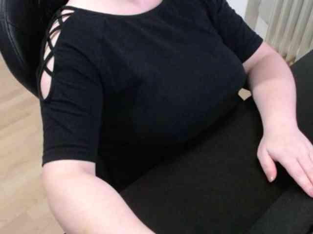 Celina-Rose webcam