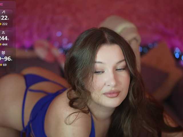 OneLaya's BongaCams show and profile