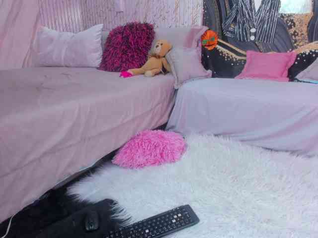 Layqueen77 webcam