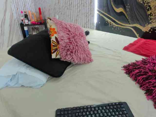 Layqueen77 webcam