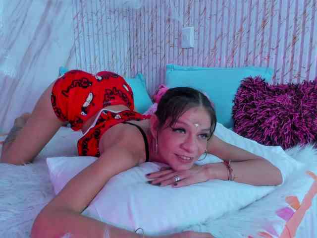 Layqueen77 webcam