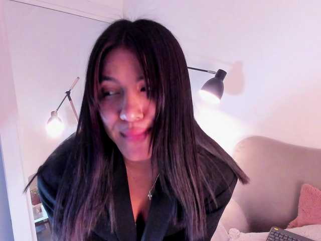 EmmaCoel's BongaCams show and profile