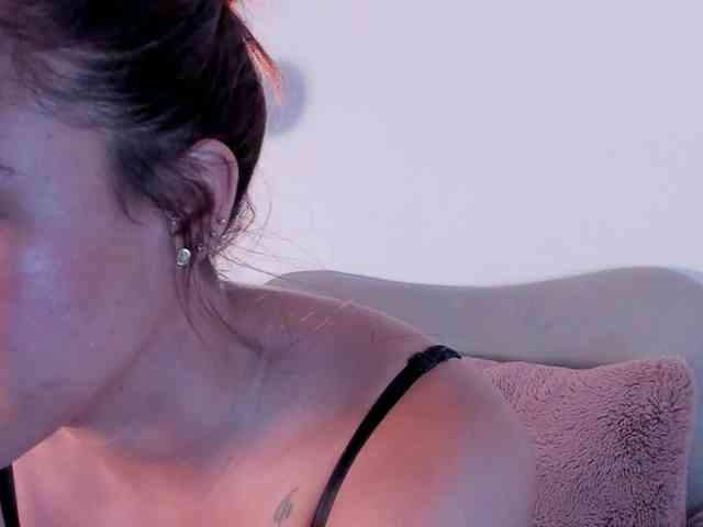 EmmaCoel webcam