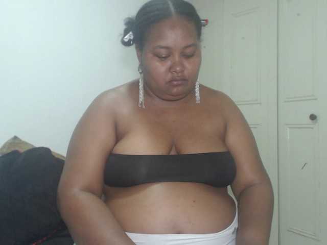 MelodyHall on BongaCams 