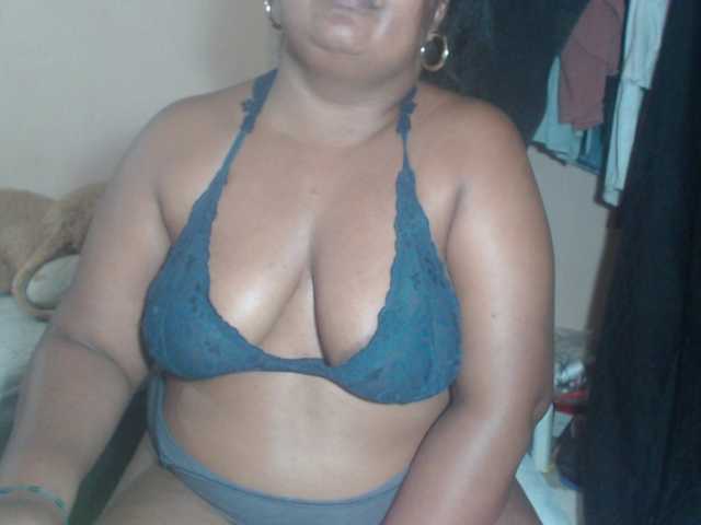 MelodyHall webcam bongacams model stream image