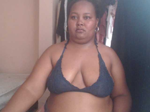 MelodyHall from BongaCams