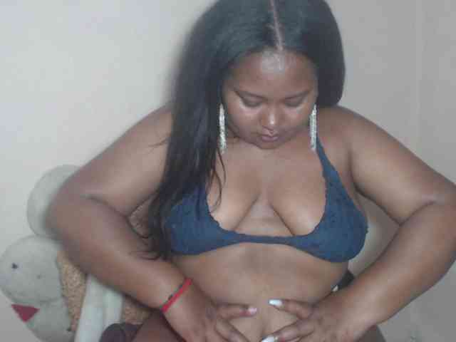 MelodyHall Live Webcam on BongaCams