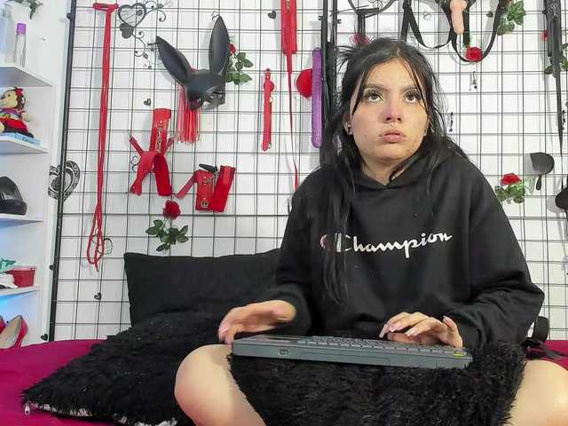 Dreamgirlss's BongaCams show and profile