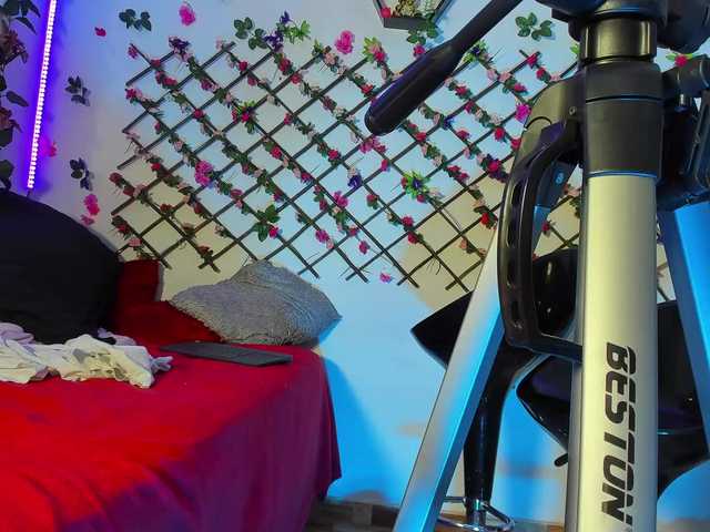 Dreamgirlss from BongaCams is Freechat