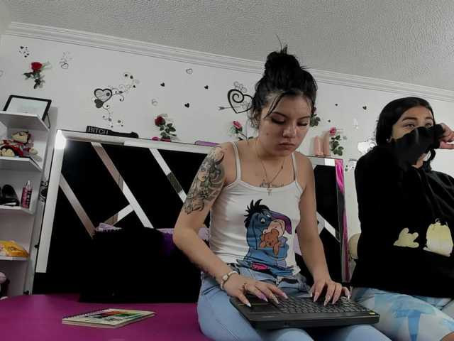 Sex chat gratuit in direct cu Dreamgirlss pe BongaCams