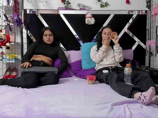 Dreamgirlss webcam