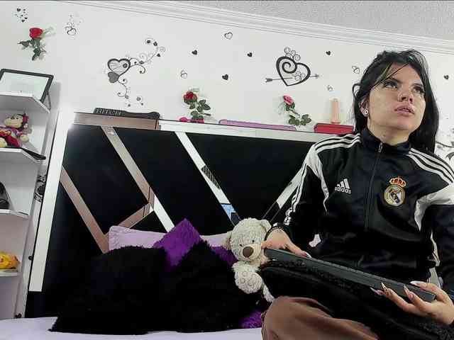 Dreamgirlss webcam