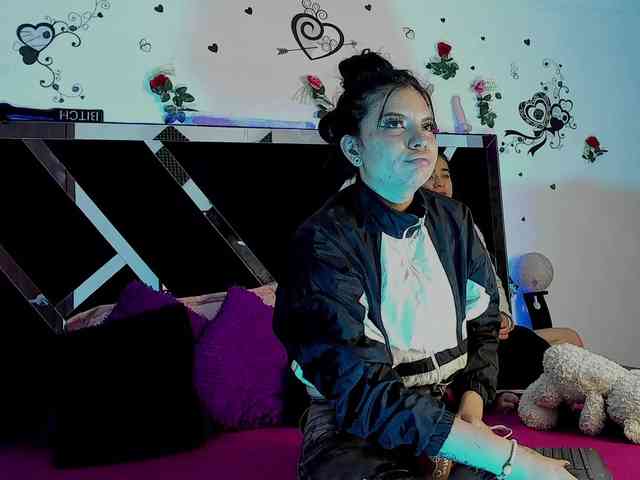 Dreamgirlss webcam