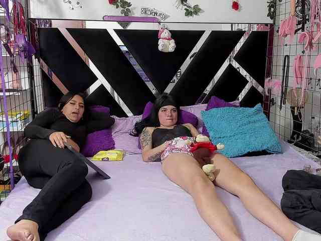 Dreamgirlss webcam