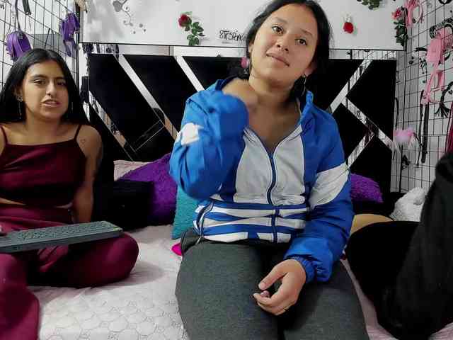 Dreamgirlss webcam